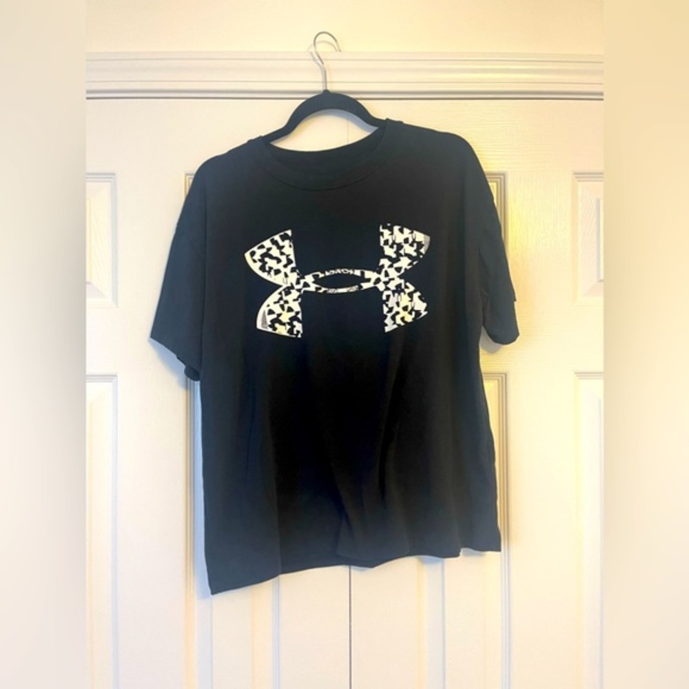 Under Armor Girlfriend Tee Shirt Large